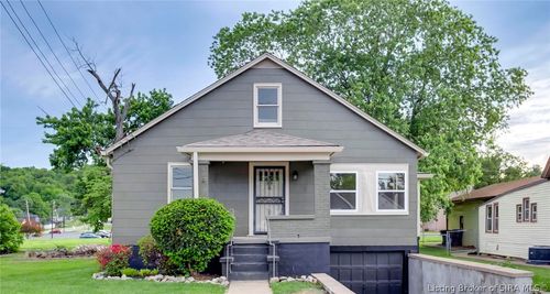 921 Valley View Road, New Albany, IN, 47150 | Card Image