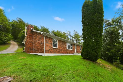 104 Crouch Ln, Irvine, KY, 40336-9433 | Card Image