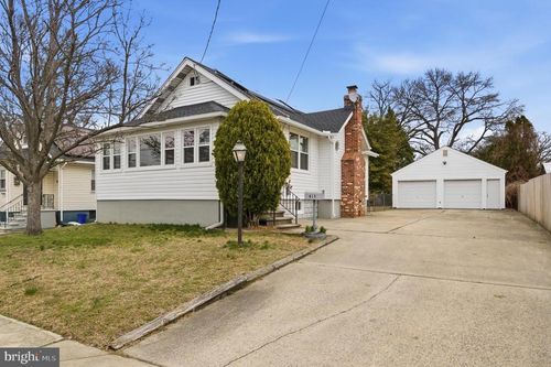 615 Green Ave, MOUNT EPHRAIM, NJ, 08059-1012 | Card Image