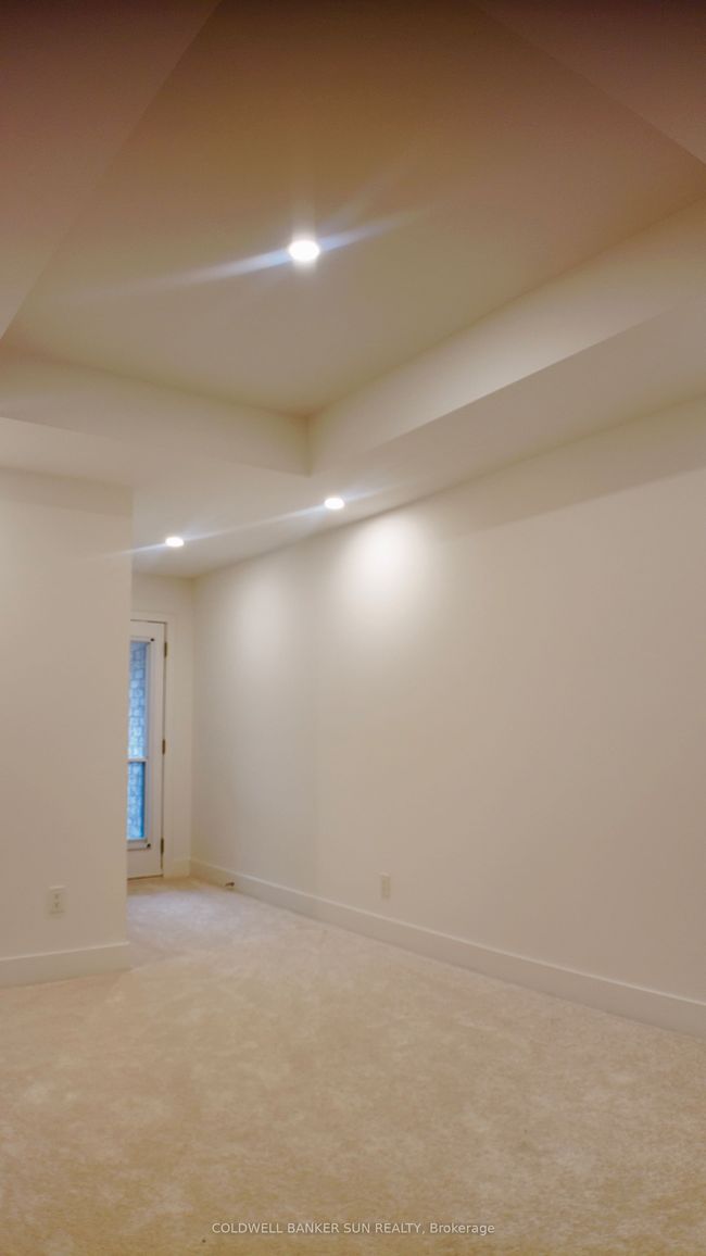25 Waterside Way, Condo with 3 bedrooms, 3 bathrooms and 1 parking in Whitby ON | Image 15