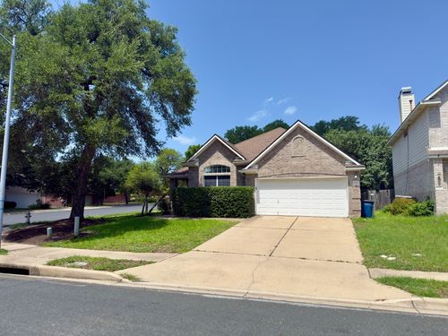 9214 Sommerland Way, Austin, TX, 78749-4271 | Card Image