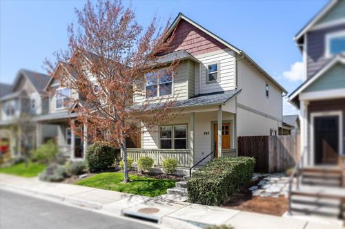243 Wintersage Cir, Talent, OR, 97540-9515 | Card Image