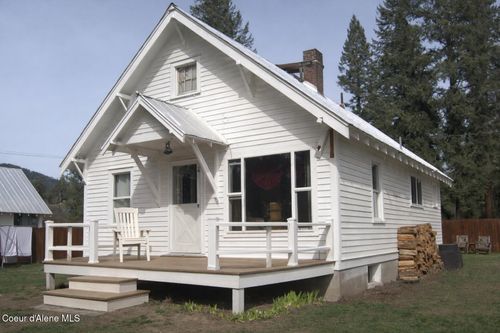 131 Electric Ave, Moyie Springs, ID, 83845-5362 | Card Image
