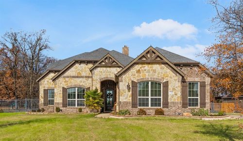 7125 Sussex Lane, Mansfield, TX, 76063 | Card Image