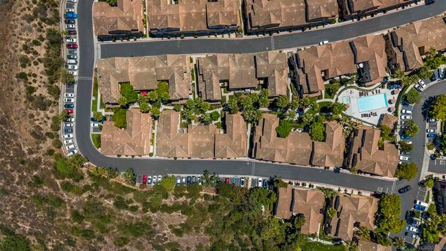 733 Anchor Cv, Townhouse with 2 bedrooms, 3 bathrooms and 2 parking in San Diego CA | Image 30