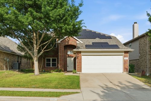 10020 Chrysalis Dr, Fort Worth, TX, 76131-4295 | Card Image