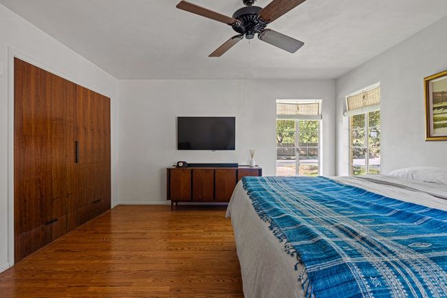 312 S Acorn St, House other with 3 bedrooms, 3 bathrooms and null parking in Fredericksburg TX | Image 22