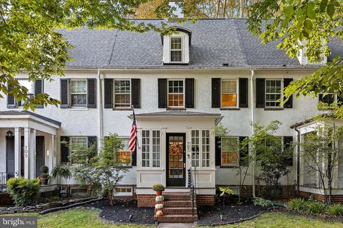 707 Nottingham Rd, WILMINGTON, DE, 19805-2810 | Card Image