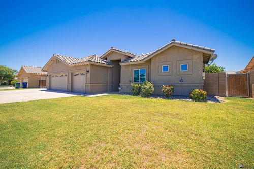4387 W 24th Pl, Yuma, AZ, 85364-9888 | Card Image