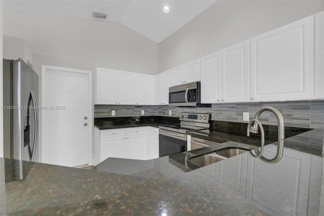1592 Salerno Cir, House other with 3 bedrooms, 2 bathrooms and null parking in Weston FL | Image 11