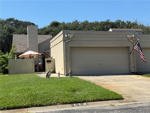 113 Santa Fe Dr, Rockport, TX, 78382-6855 | Card Image