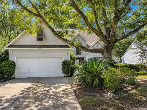 3237 Morningdale Dr, Mount Pleasant, SC, 29466-8518 | Card Image