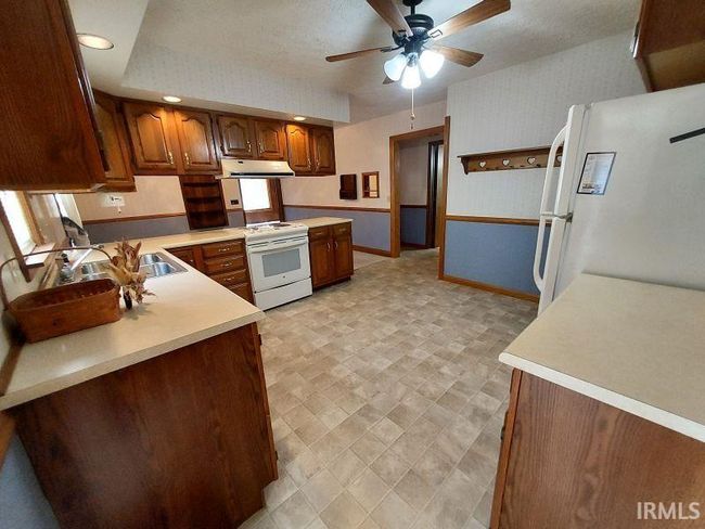 208 E Mary St, House other with 4 bedrooms, 1 bathrooms and null parking in Holland IN | Image 21