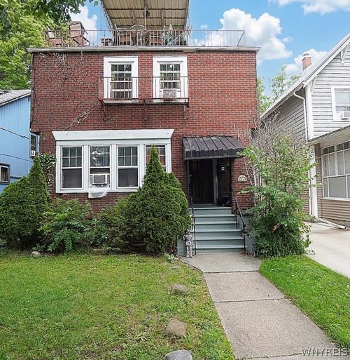 235 Saranac Ave, Buffalo, NY, 14216-1945 | Card Image