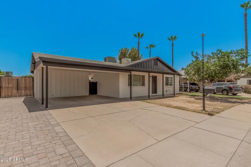 9609 N 44th Ave, Glendale, AZ, 85302-3809 | Card Image