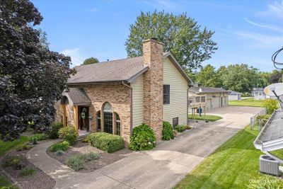 341 Lisbon Street, House other with 4 bedrooms, 2 bathrooms and 4 parking in Sandwich IL | Image 2