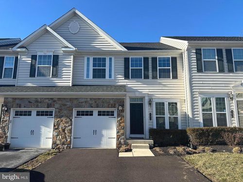 141 Briarwood Ln, COLMAR, PA, 18915-3103 | Card Image