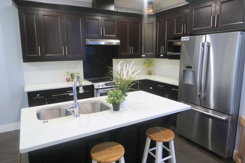 118-15399 Guildford Dr, Surrey, BC, V3R7C6 | Card Image