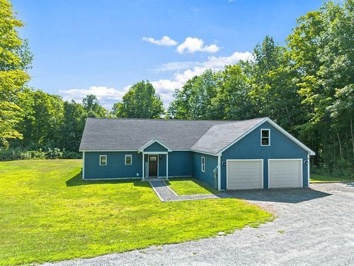 6 Mia Rdg, Sidney, ME, 04330-2584 | Card Image