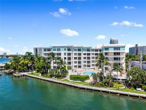 202-1 Century Ln, Miami Beach, FL, 33139-8811 | Card Image