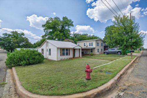 1109 Hickory St, Llano, TX, 78643-2721 | Card Image