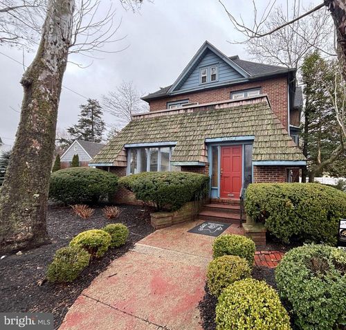 26 E Kings Hwy, Mount Ephraim, NJ, 08059-1337 | Card Image