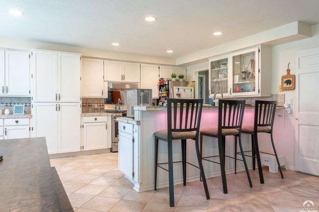 2013 Camelback Dr, House other with 4 bedrooms, 4 bathrooms and null parking in Lawrence KS | Image 9