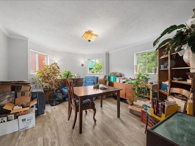 2706 Pioneer Ave, House other with 5 bedrooms, 2 bathrooms and 2 parking in Brookline PA | Image 9