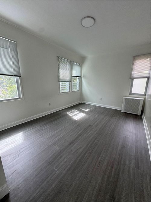 2fl-8440 60th Dr, Middle Village, NY, 11379-5441 | Card Image