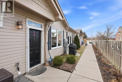 4-774 Ontario St, Cobourg, ON, K9A3C5 | Card Image