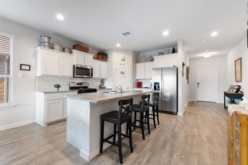 128 Birch Forest Ln, Boyd, TX, 76023-4043 | Card Image