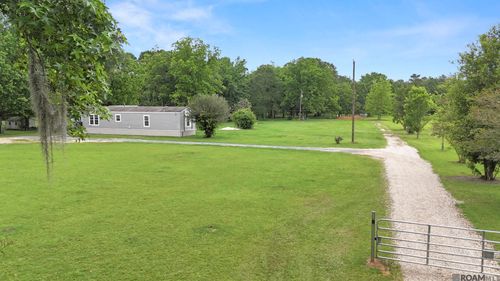 1907 Nesom Rd, Denham Springs, LA, 70706-3226 | Card Image