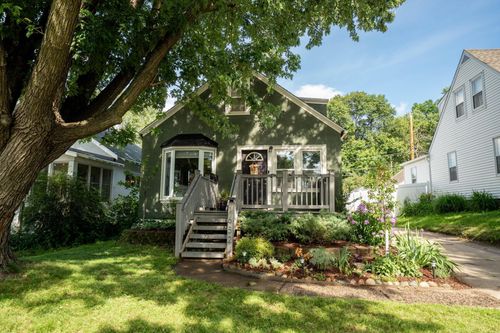 1652 Fernwood St, Saint Paul, MN, 55108-2221 | Card Image