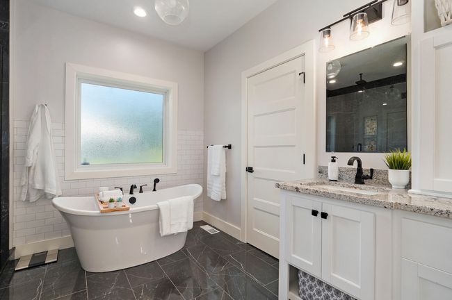 1190 N Elmhurst Rd-15 | Image 32