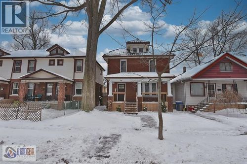 1585 Church St, Windsor, ON, N8X1V4 | Card Image