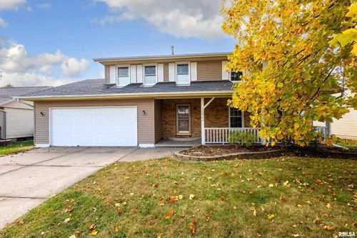 1033 W 58th Ct, Davenport, IA, 52806 | Card Image