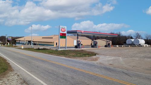25817 State Highway 64, Pittsburg, MO, 65724-7867 | Card Image