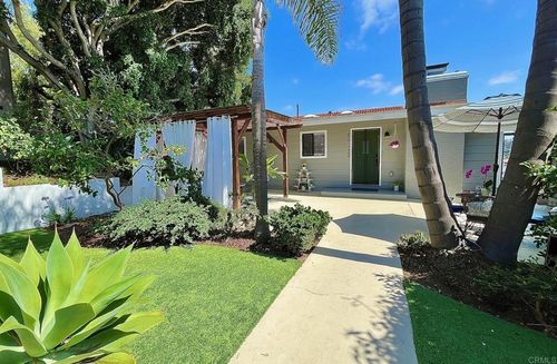 5725 Mildred St, San Diego, CA, 92110-1640 | Card Image