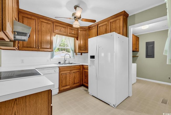 823 Bellamy Ave, House other with 3 bedrooms, 2 bathrooms and 4 parking in Murrells Inlet SC | Image 10