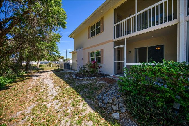 side patio view | Image 36