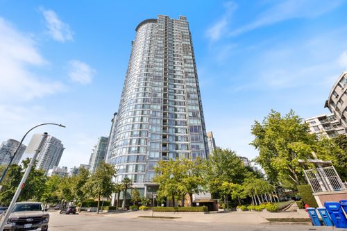1901-1033 Marinaside Cres, Vancouver, BC, V6Z3A3 | Card Image