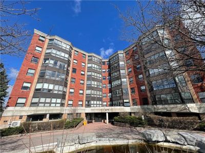 703 - 675 Davis Dr, Condo with 2 bedrooms, 1 bathrooms and 1 parking in Kingston ON | Image 1