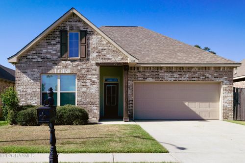 209 Berg Ct, Youngsville, LA, 70592-5063 | Card Image