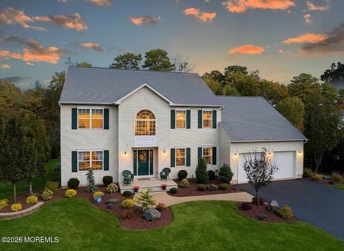 14 Nicholas Ave, Monroe, NJ, 08831-4451 | Card Image