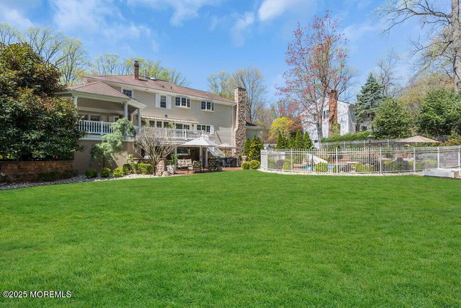 Large Yard Area | Image 96