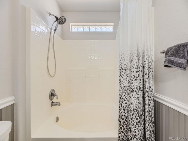 19 2nd Floor Primary Bathroom.jpg | Image 18