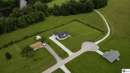 271 Bottle Dr, Elizabethtown, KY, 42701-6214 | Card Image