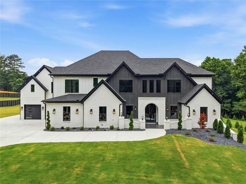 3205 Thompson Mill Rd, buford, GA, 30519-5440 | Card Image