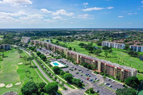 611-3755 Via Poinciana, Lake Worth, FL, 33467-2830 | Card Image