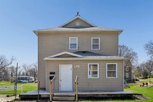 1604 5th Ave, Grinnell, IA, 50112-1720 | Card Image